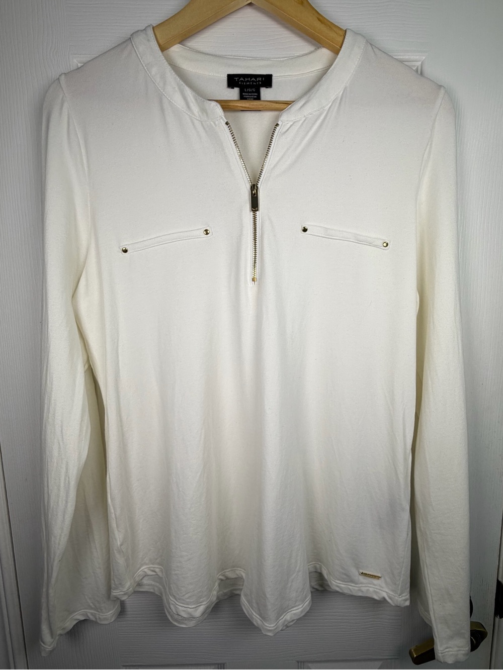 Tahari Elements Cream Zip Pullover Blouse Women's L Gold Hardware Quiet Luxury